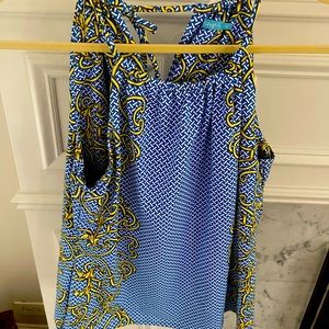 Adorable summer J McLaughlin top